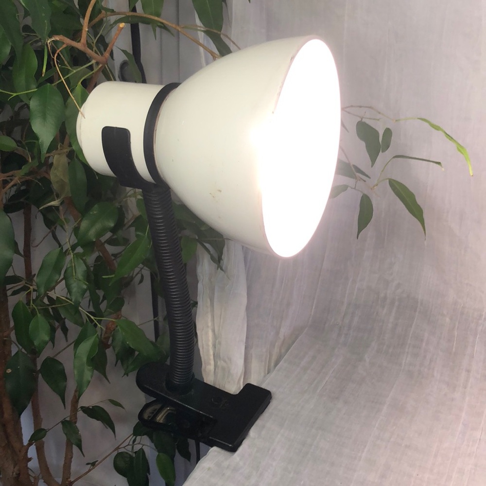 OFFICE DESK lamp adjustable arm & sturdy clip on -photography resellers light